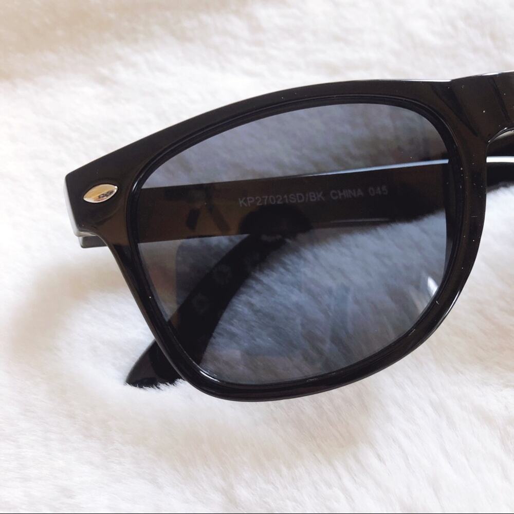 Nova Black Unisex Kids Sunglasses - Picture 2 of 10